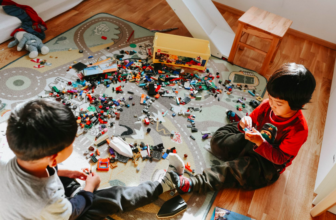 Kids’ Toys & Learning